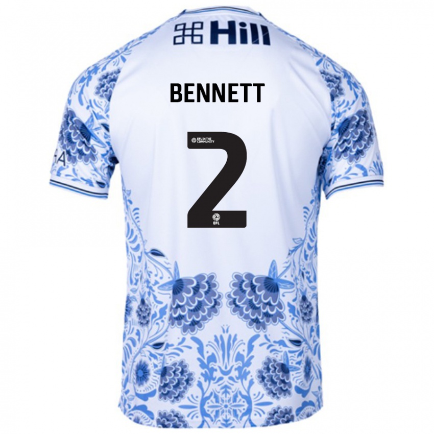 Bambino Maglia Liam Bennett #2 Bianco Blu Kit Gara Away 2024/25 Maglietta